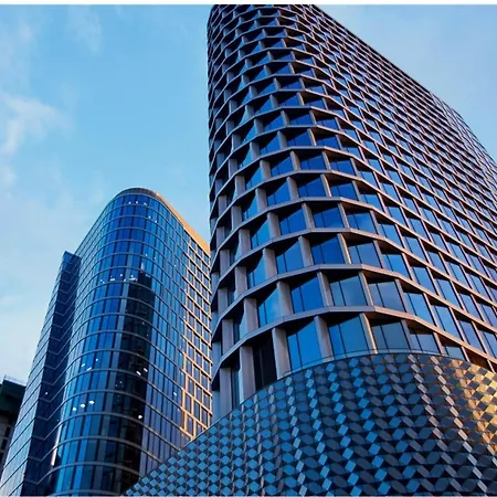Apartment Urban Global Loft 17th Floor No 17 - Air Condition - Free Garage *