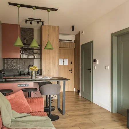 Urban Global Loft 17th Floor No 17 - Air Condition - Free Garage *