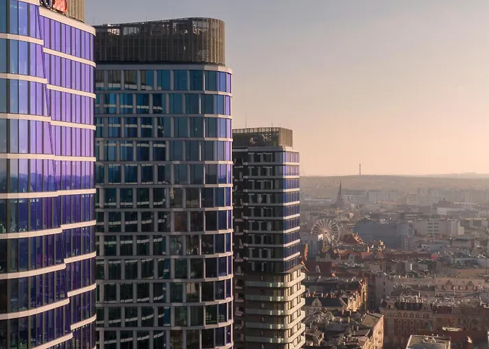 Urban Global Loft 17th Floor No 17 - Free Garage - Self Check-in - No Deposit * Katowice